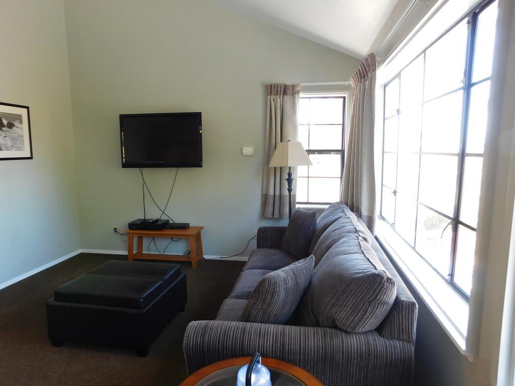 Pine Acres Lodge Pacific Grove Eksteriør billede